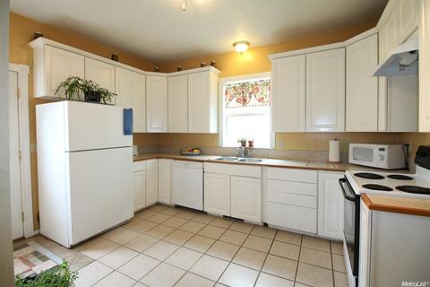 57 Linoberg St, Sonora, CA 95370 photo 4