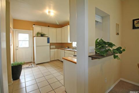 57 Linoberg St, Sonora, CA 95370 photo 3