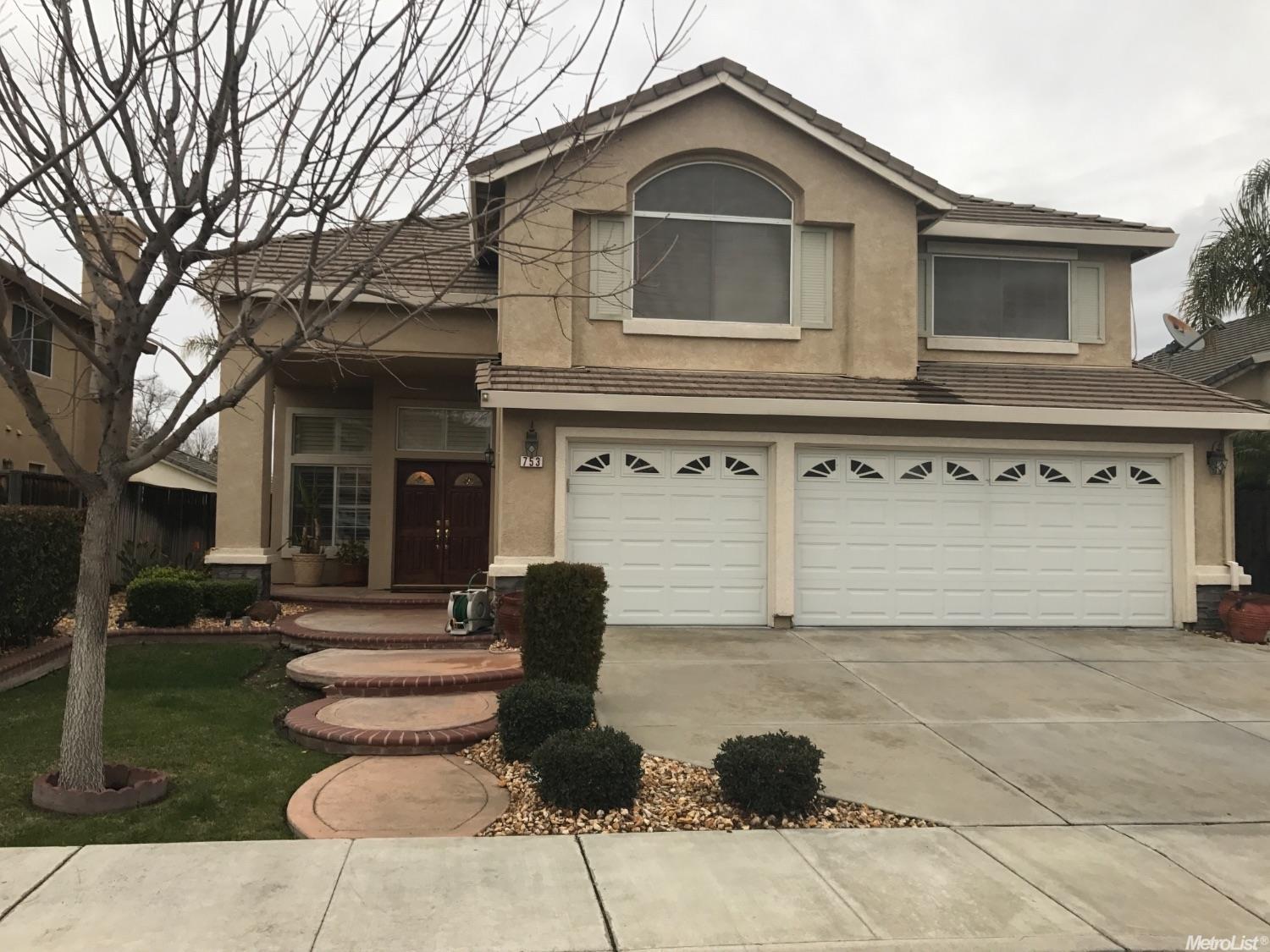 753 Longfellow St, Tracy, CA 95376 photo 1