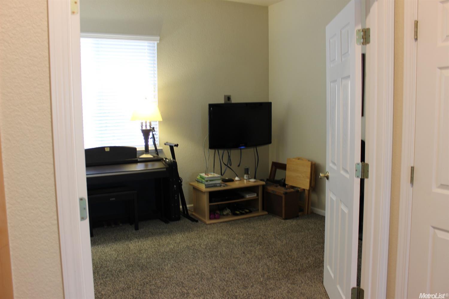 3904 Eton Ln, Modesto, CA 95355 photo 11
