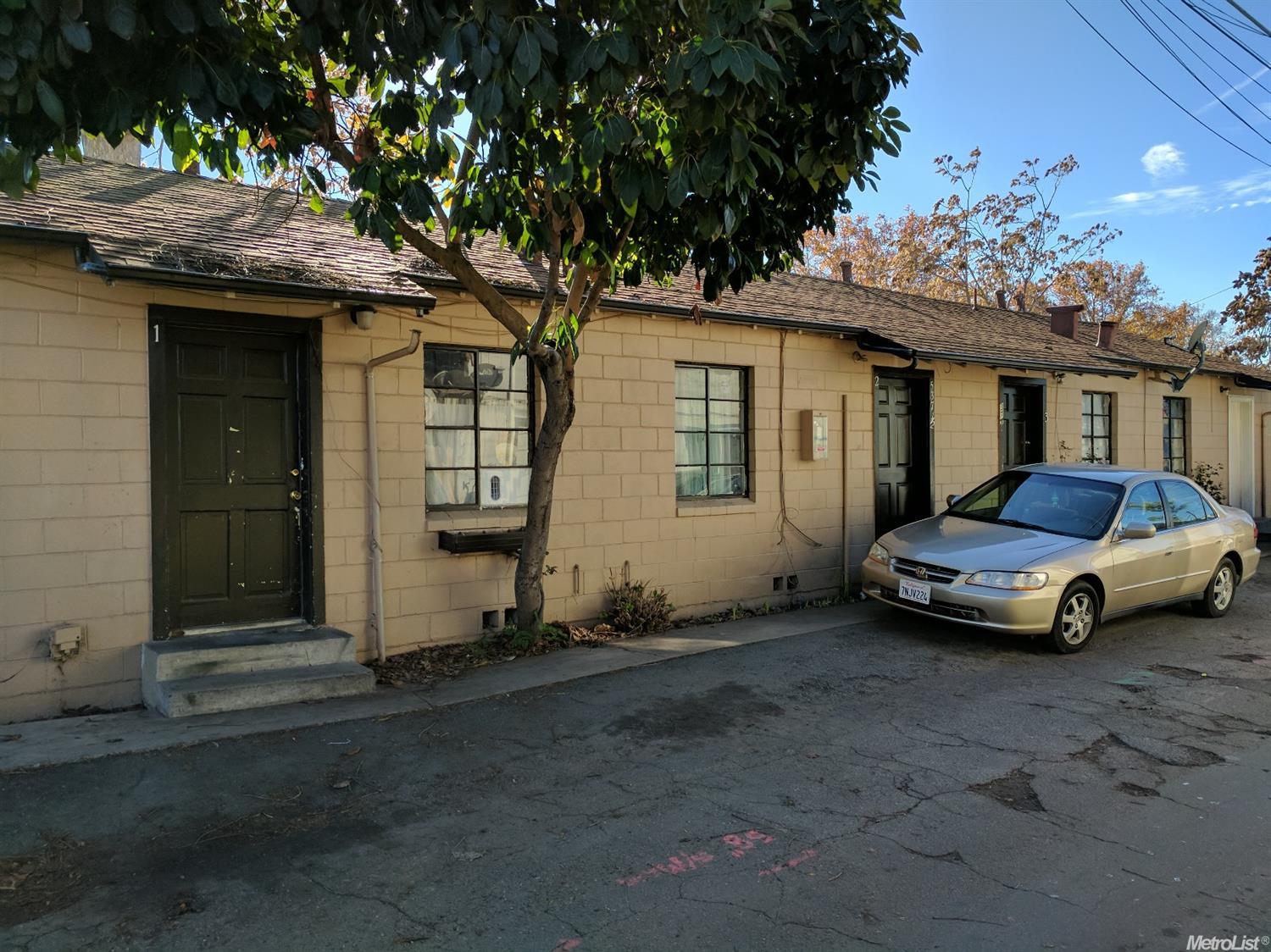 537 E Pine St, Lodi, CA 95240 photo 1