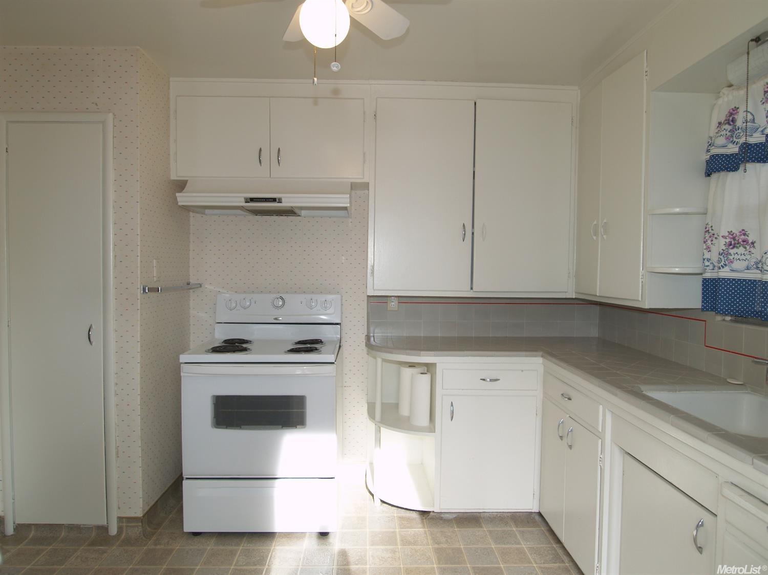 1010 Blair Ave, Modesto, CA 95350 photo 15