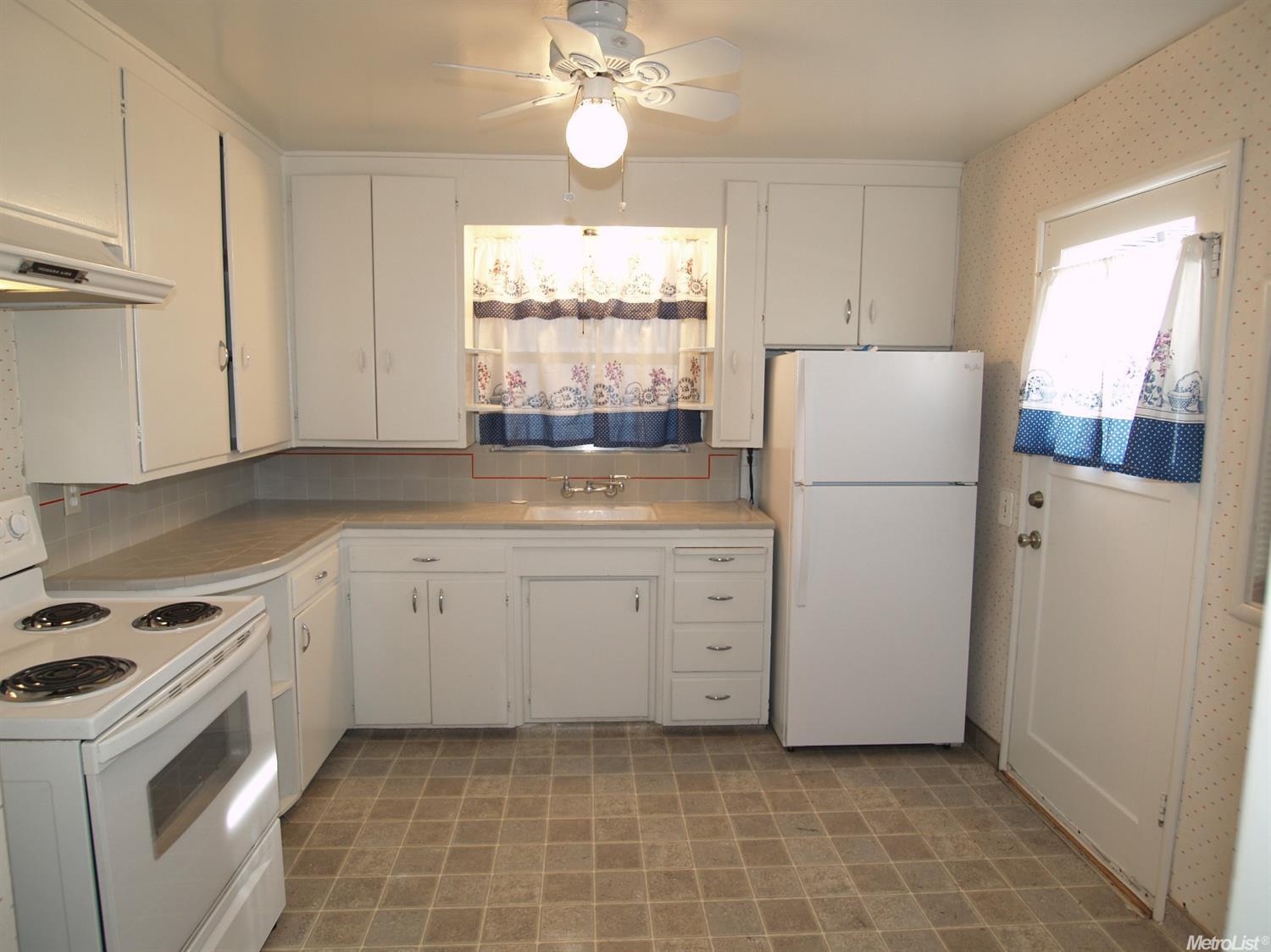 1010 Blair Ave, Modesto, CA 95350 photo 13
