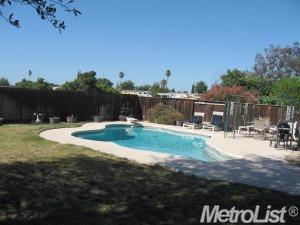 405 Palm Cir, Tracy, CA 95376 photo 8