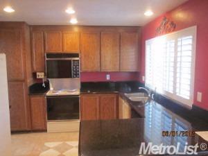 405 Palm Cir, Tracy, CA 95376 photo 4