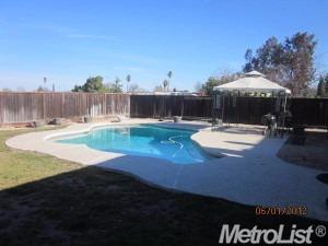 405 Palm Cir, Tracy, CA 95376 photo 11