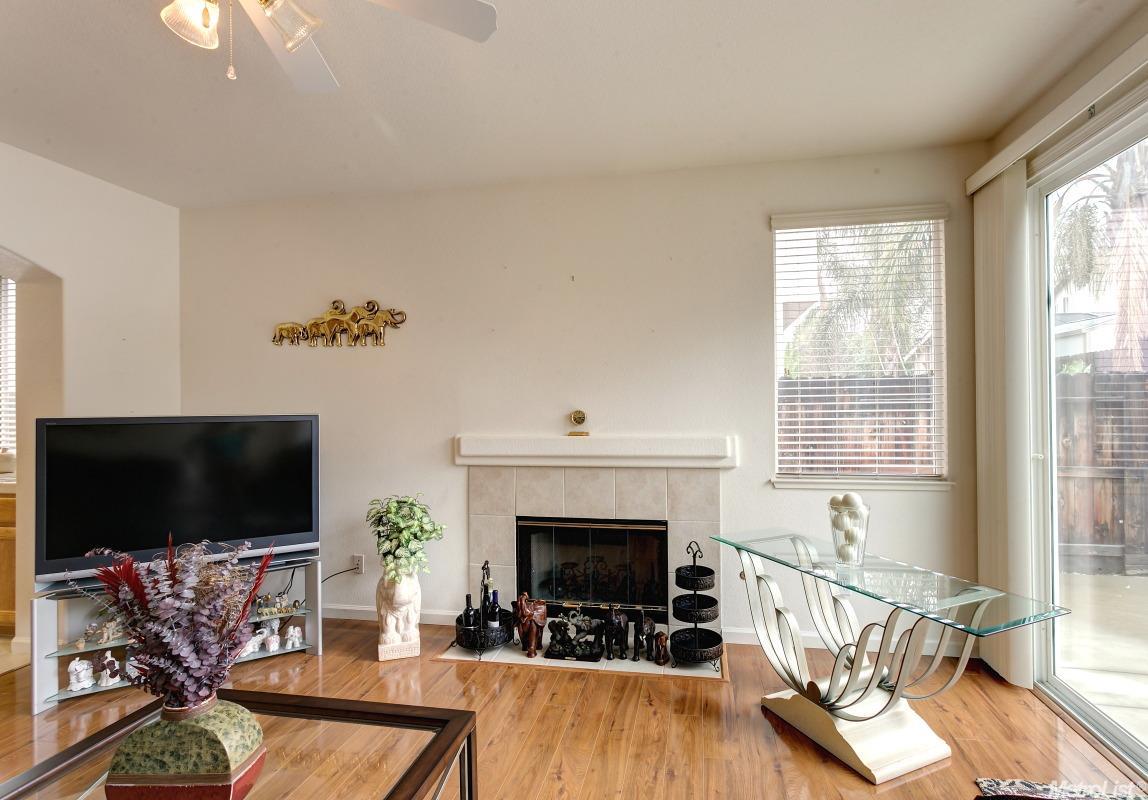 804 Billy F Freeman Ln, Tracy, CA 95377 photo 9