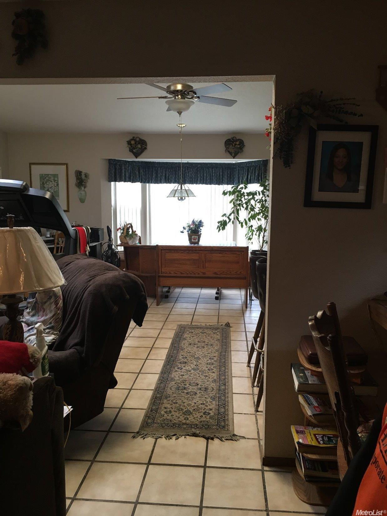 2705 Sapphire Dr, Modesto, CA 95355 photo 4