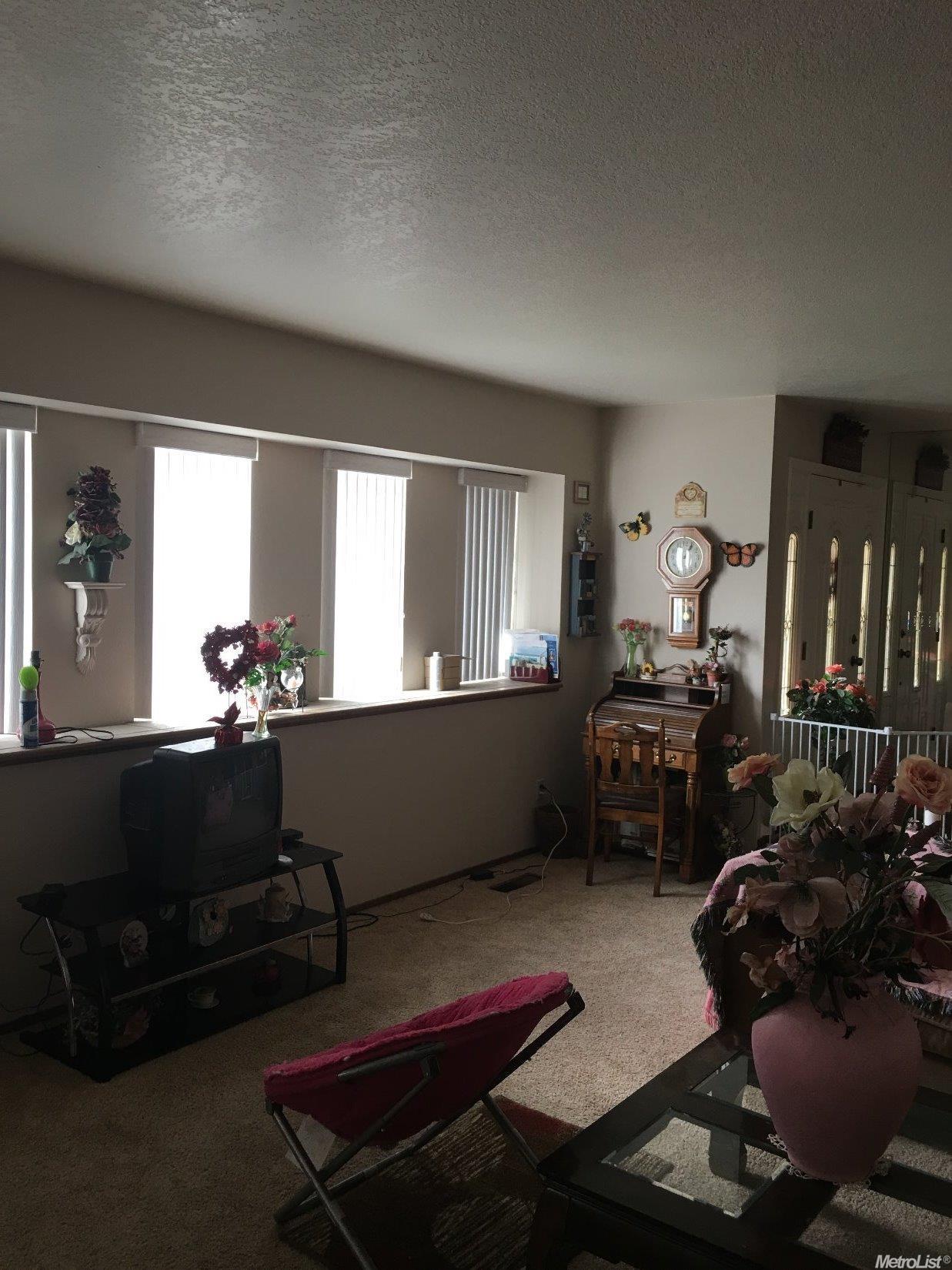 2705 Sapphire Dr, Modesto, CA 95355 photo 3