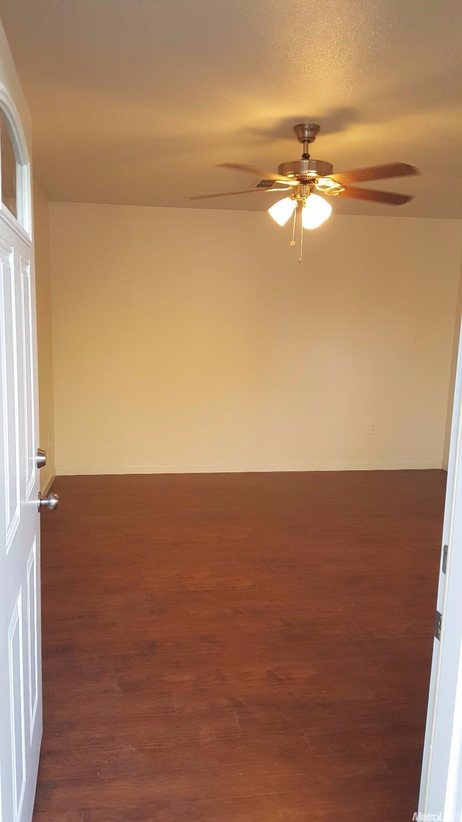 1514 Imperial Ave, Modesto, CA 95358 photo 2