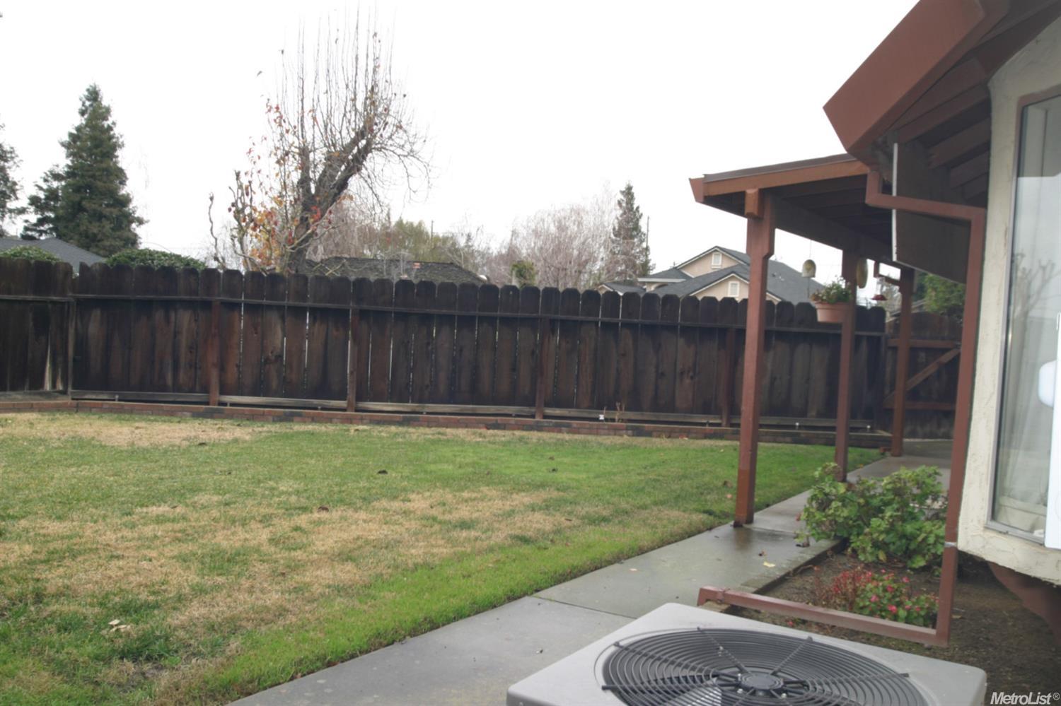 1801 E Chamberlain Dr, Turlock, CA 95382 photo 23