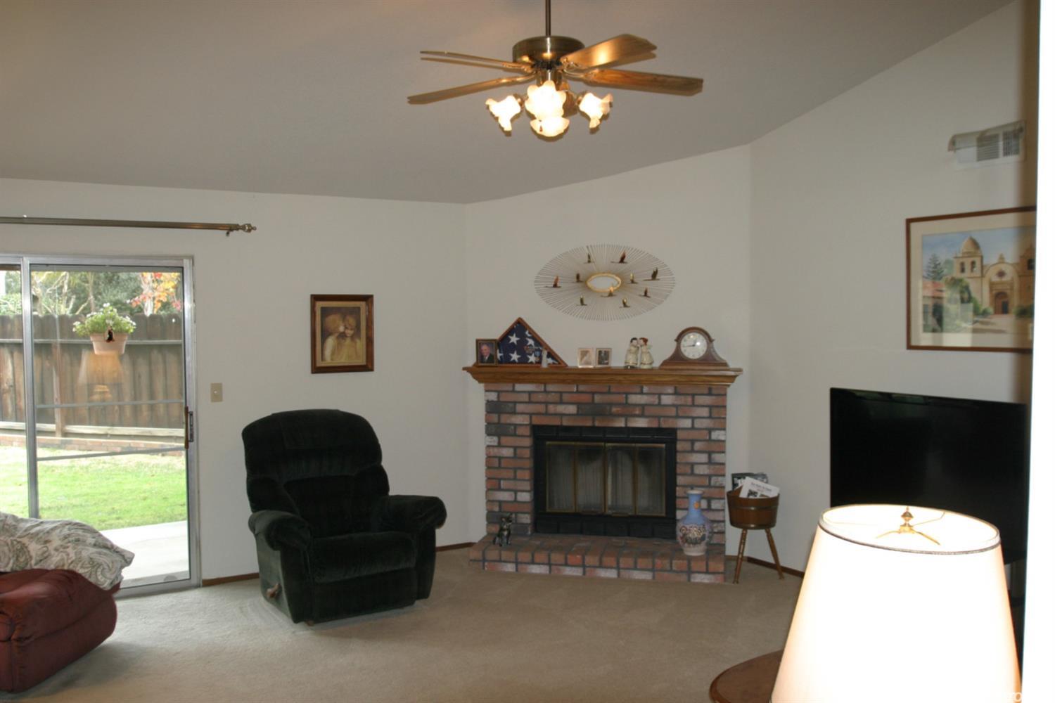 1801 E Chamberlain Dr, Turlock, CA 95382 photo 7