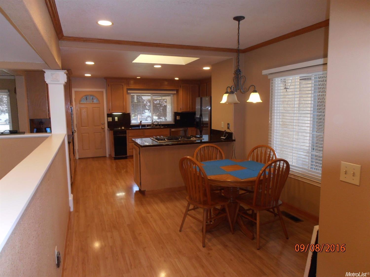 8617 W Etcheverry Dr, Tracy, CA 95304 photo 4