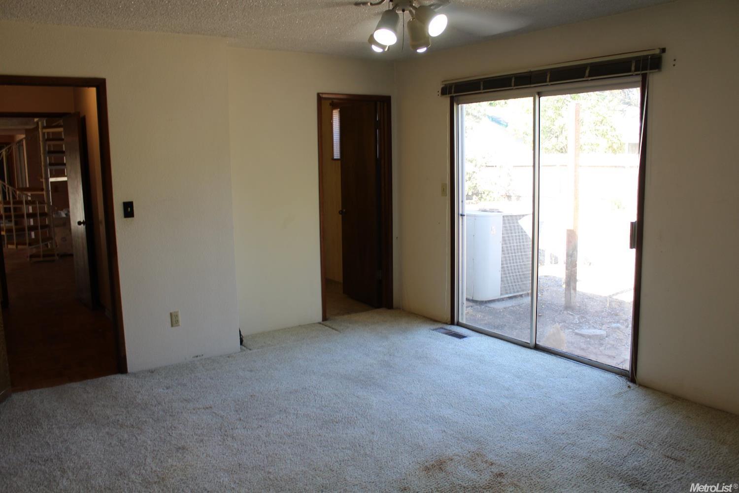 3001 Scenic Dr, Modesto, CA 95355 photo 8