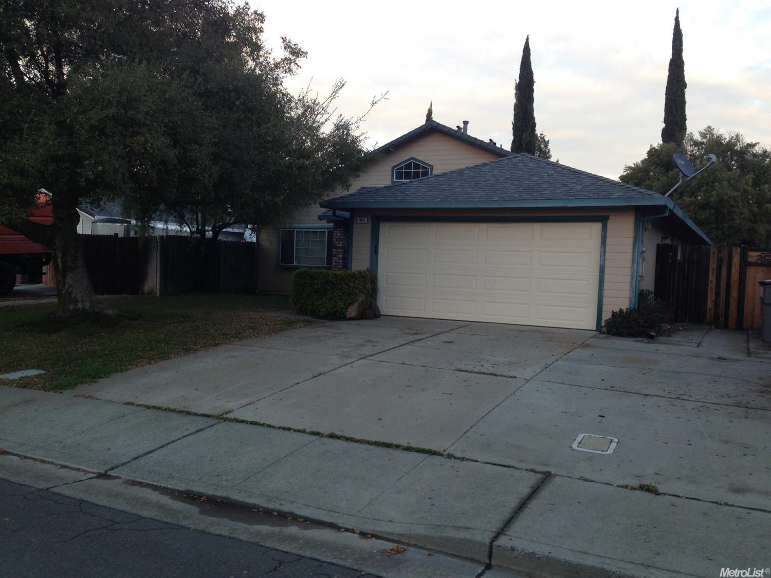903 Suffolk Pl, Winters, CA 95694 photo 4