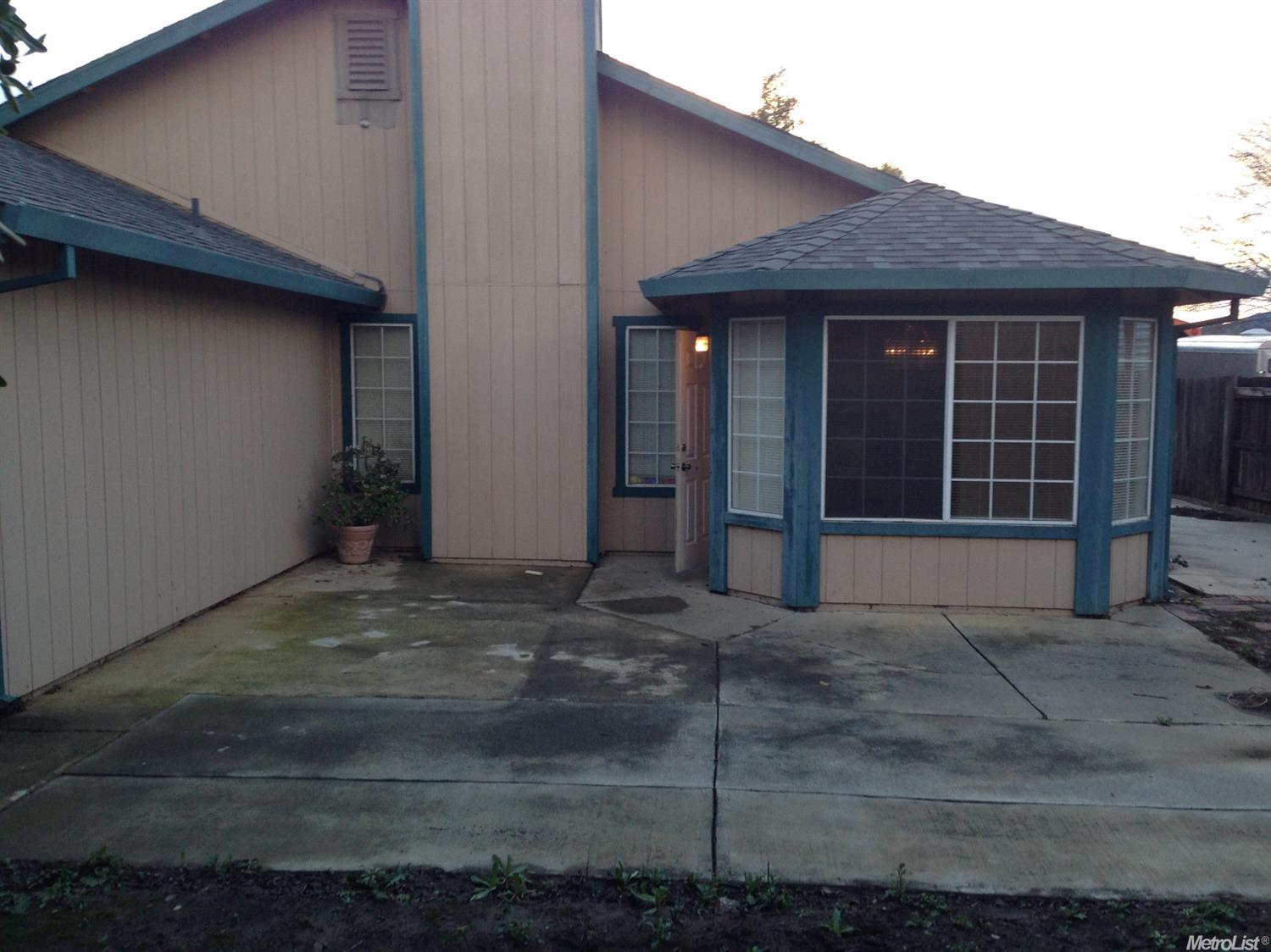 903 Suffolk Pl, Winters, CA 95694 photo 8