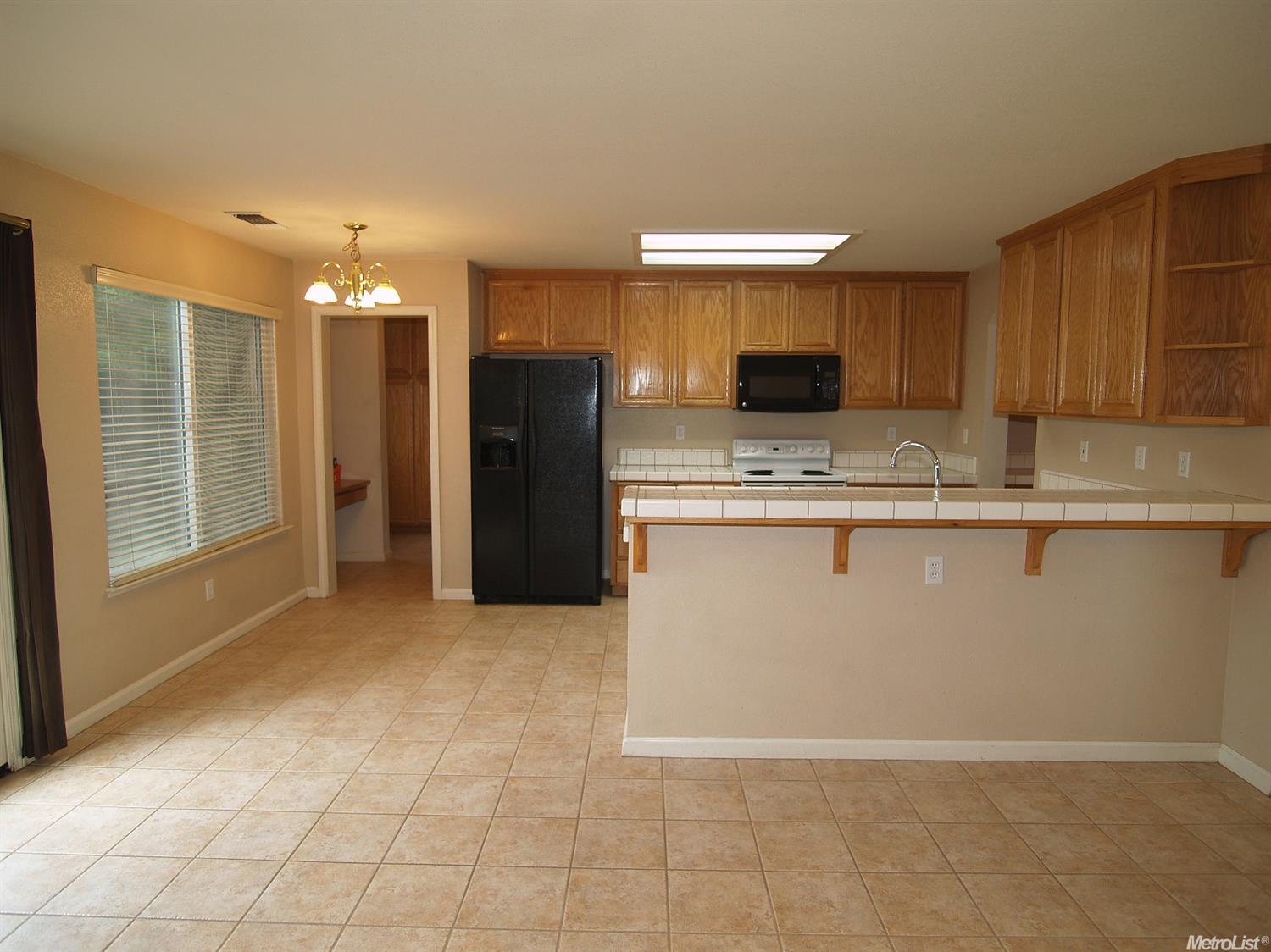 4001 Sterling Ct, Modesto, CA 95357 photo 14