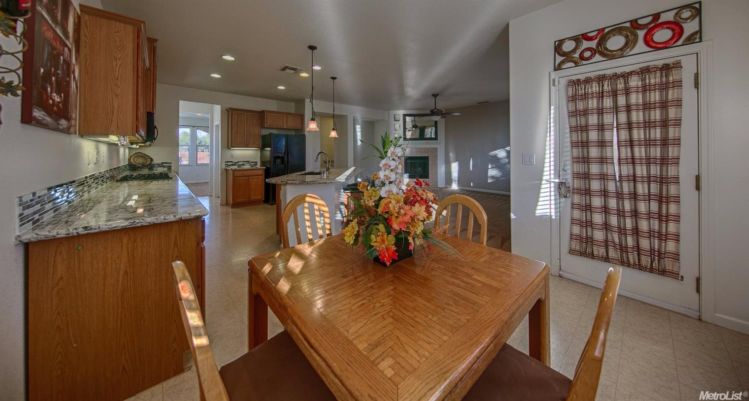 248 Durer Dr, Patterson, CA 95363 photo 11