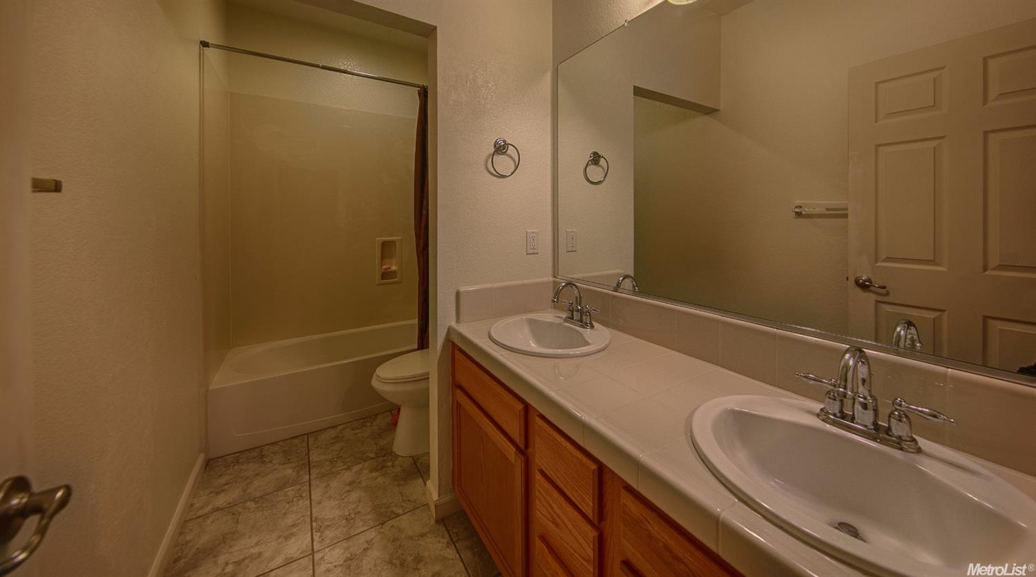 248 Durer Dr, Patterson, CA 95363 photo 17