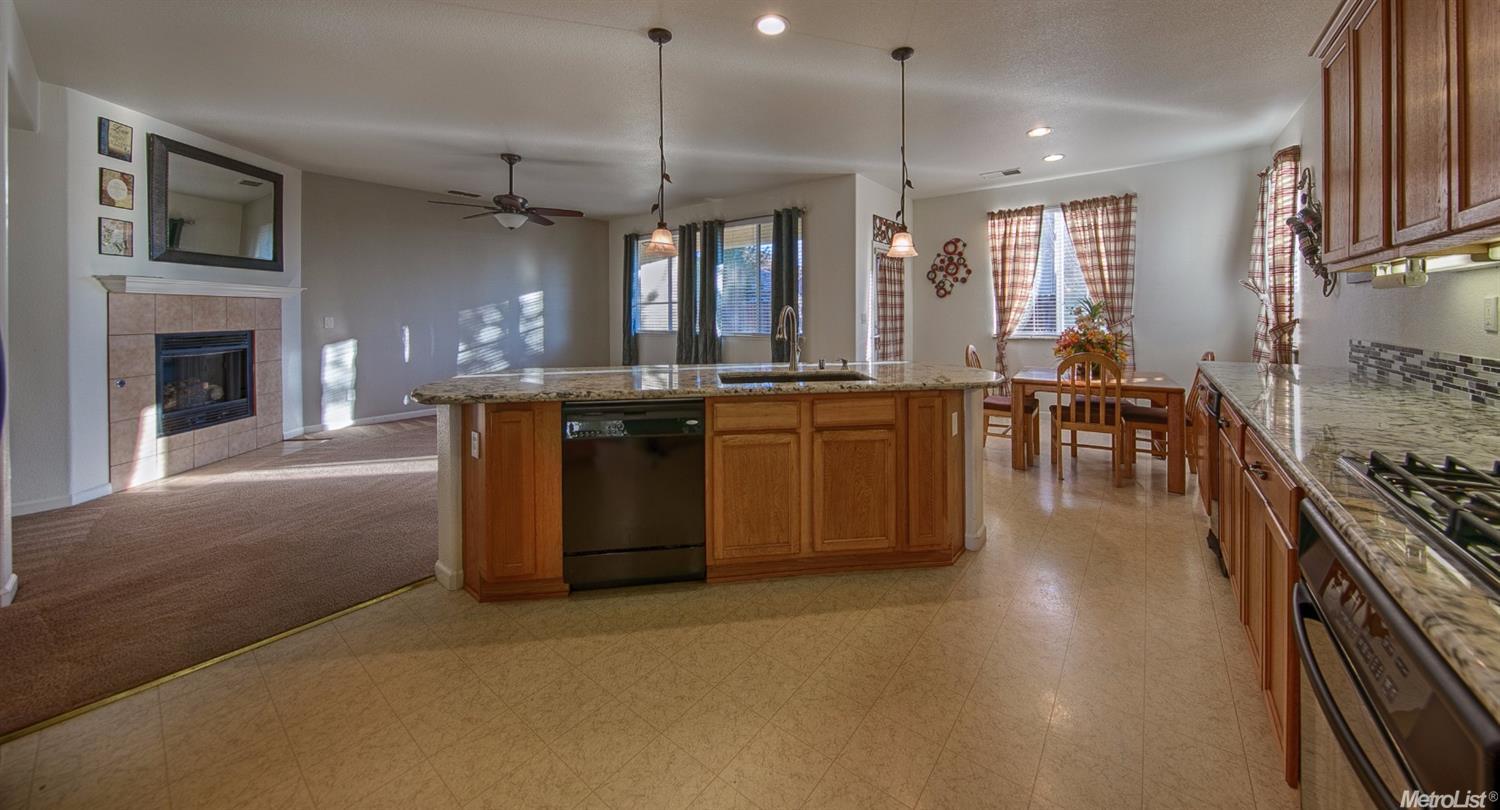 248 Durer Dr, Patterson, CA 95363 photo 8