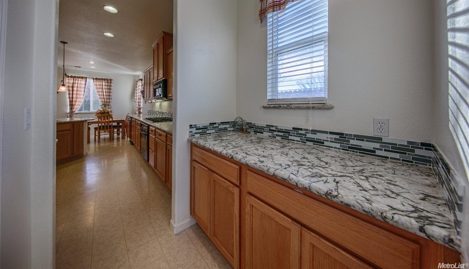248 Durer Dr, Patterson, CA 95363 photo 7