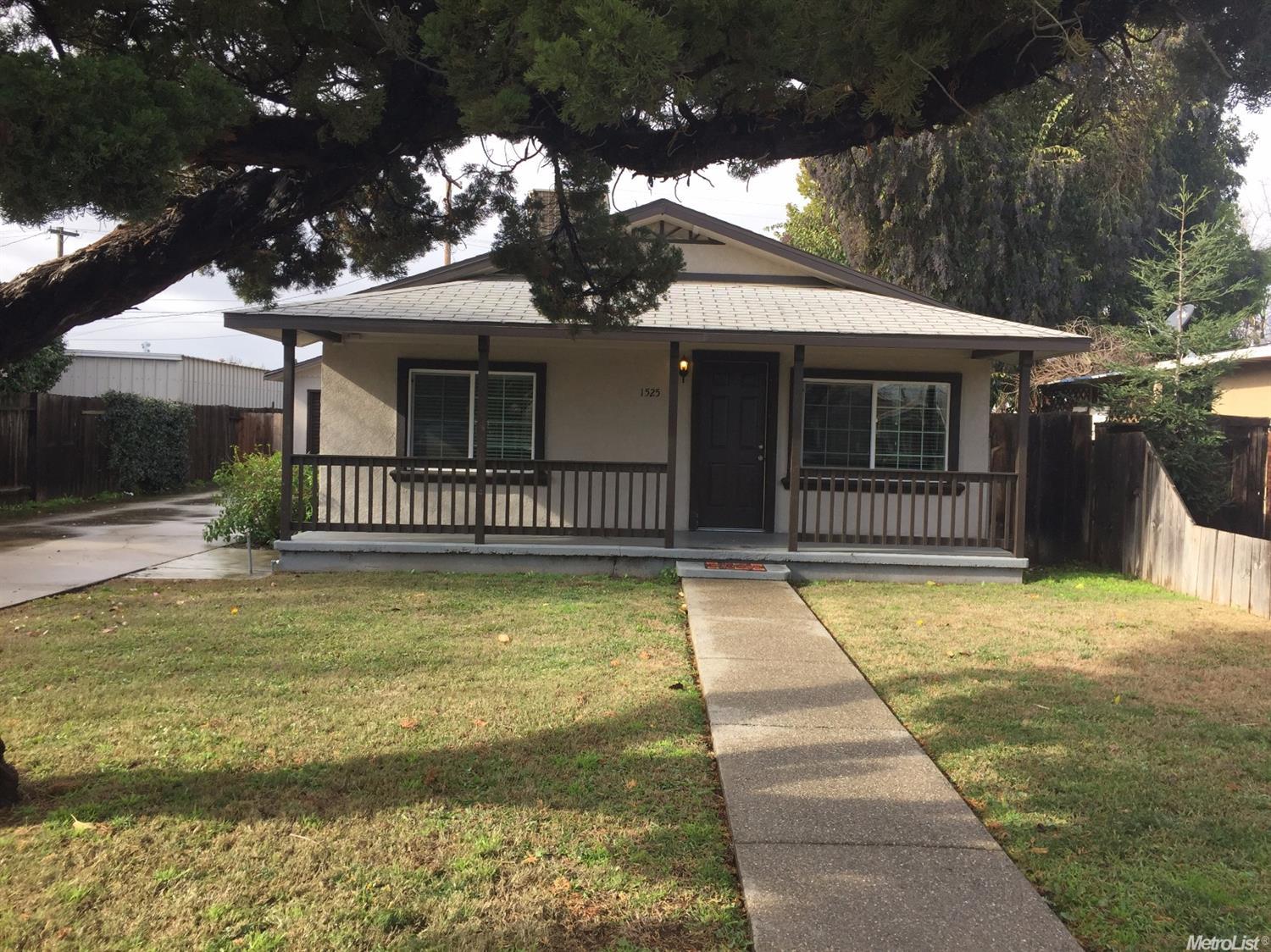 1525 Grape Ave, Modesto, CA 95350 photo 1