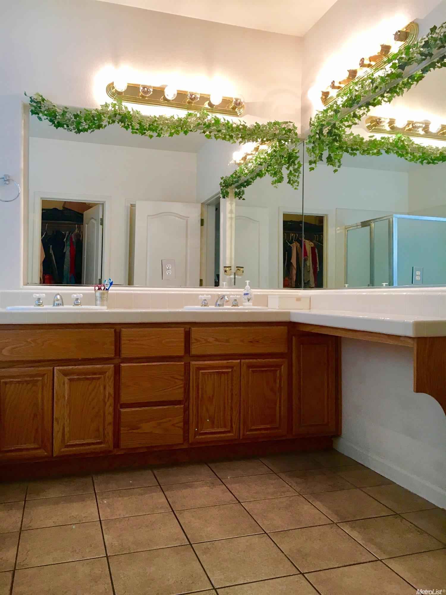 150 Vintage Ct, Turlock, CA 95382 photo 27