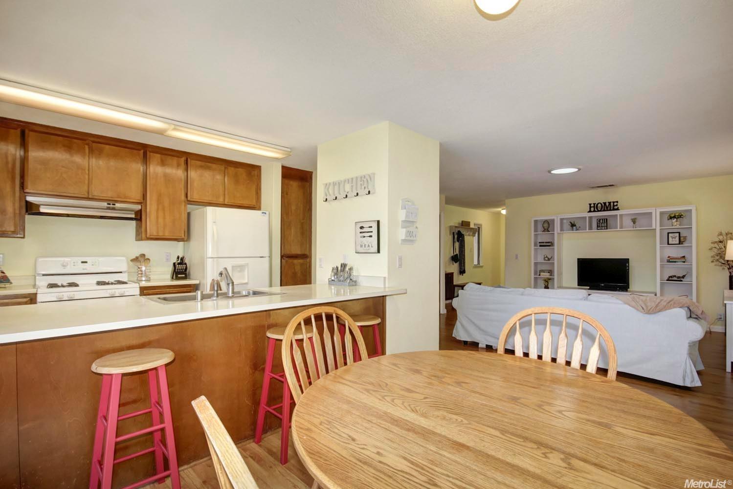 110 Huerta Pl, Davis, CA 95616 photo 8