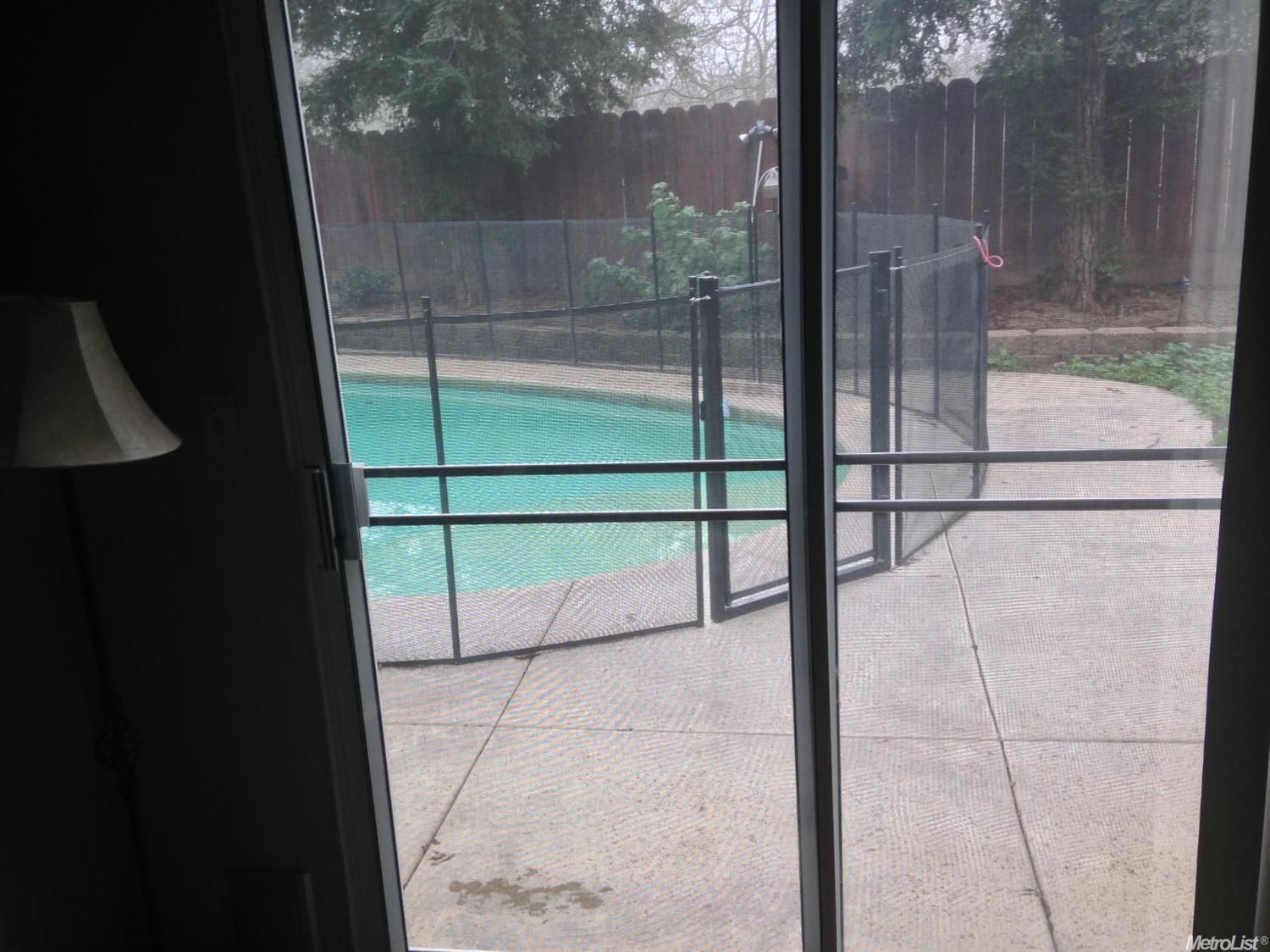 810 Mackilhaffy Dr, Patterson, CA 95363 photo 9
