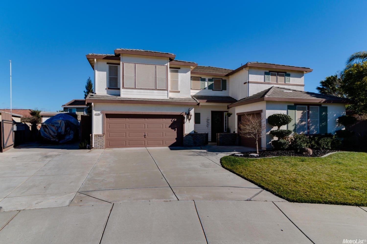 1742 Mary Jo Ct, Ripon, CA 95366 photo 2