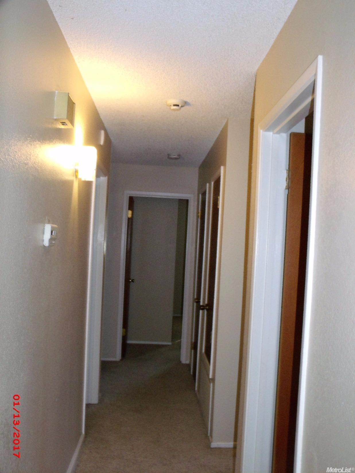 1524 Montecito Ave, Modesto, CA 95355 photo 7