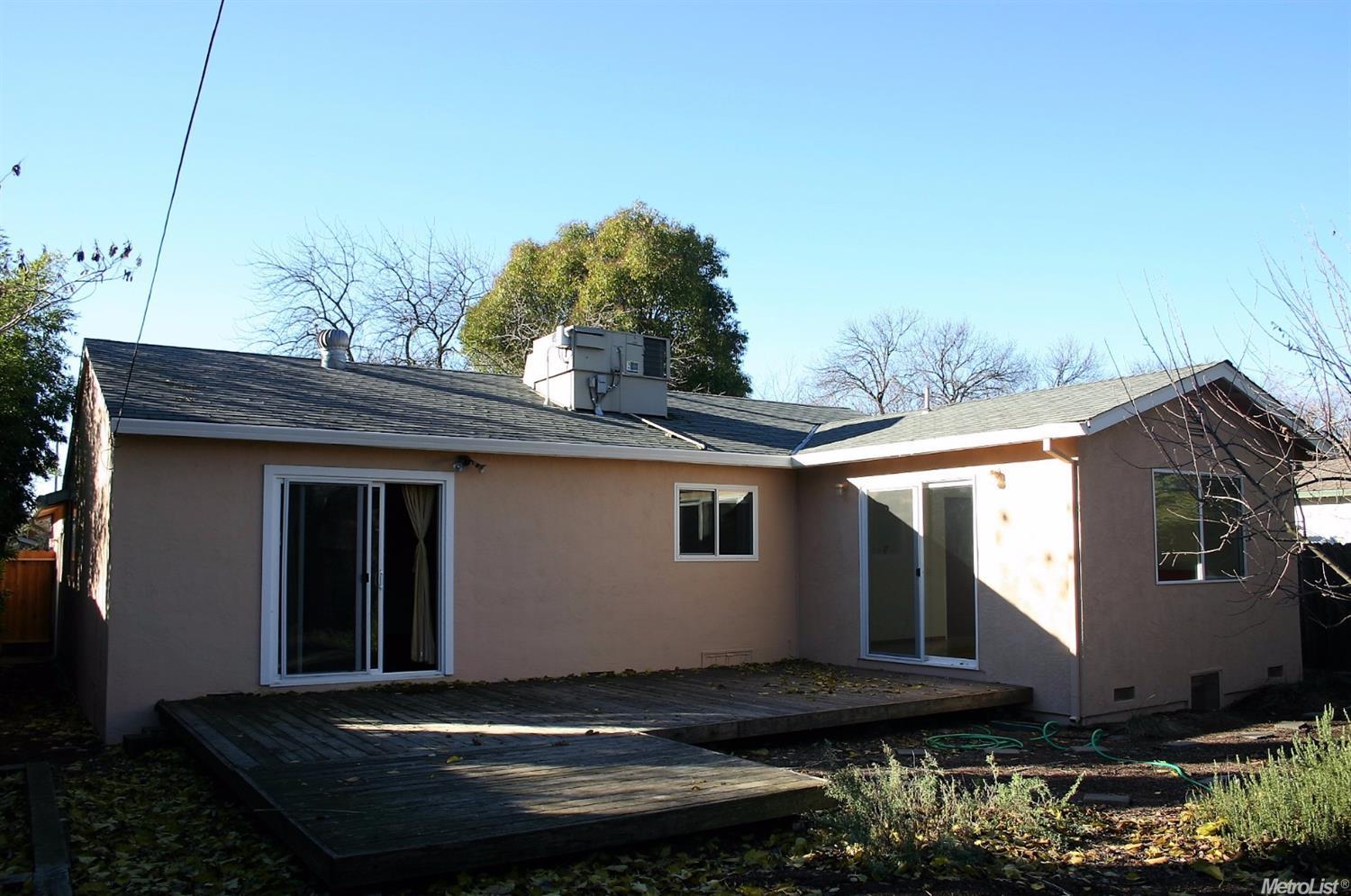 1316 Cypress Ln, Davis, CA 95616 photo 2