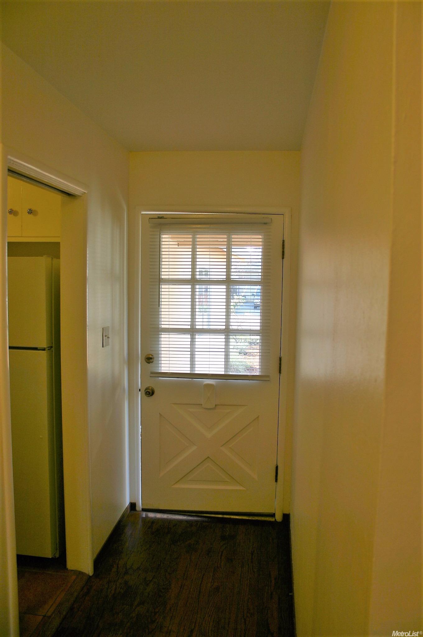 1316 Cypress Ln, Davis, CA 95616 photo 9