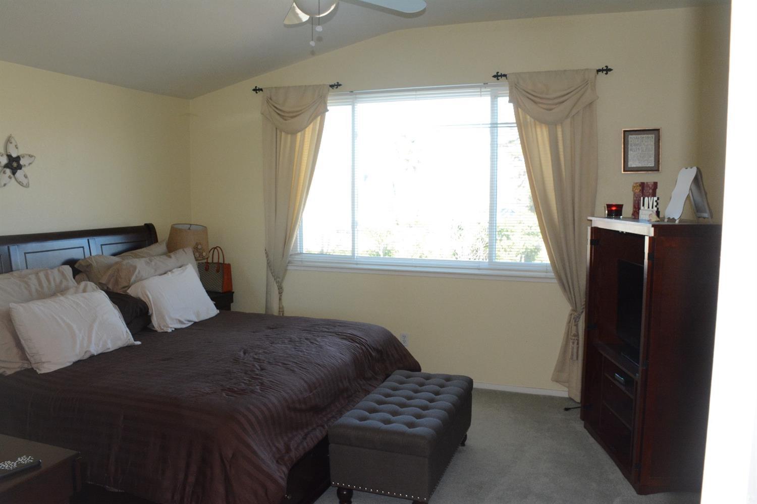 1055 Tom Fowler Dr, Tracy, CA 95377 photo 15