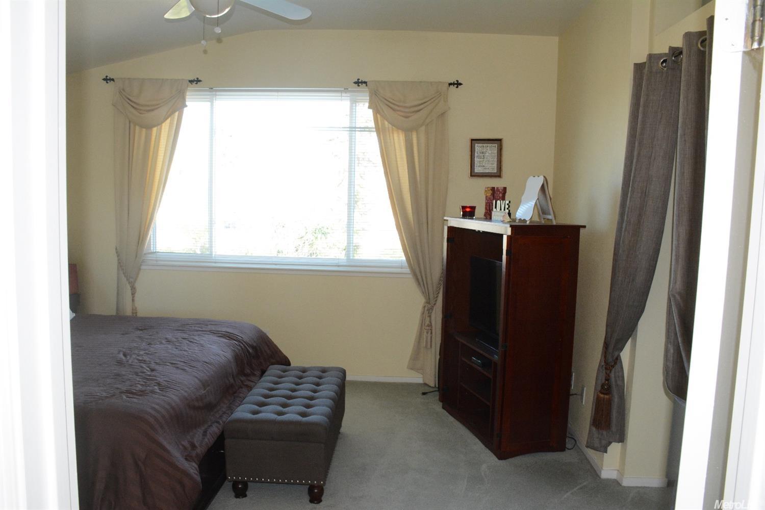 1055 Tom Fowler Dr, Tracy, CA 95377 photo 16