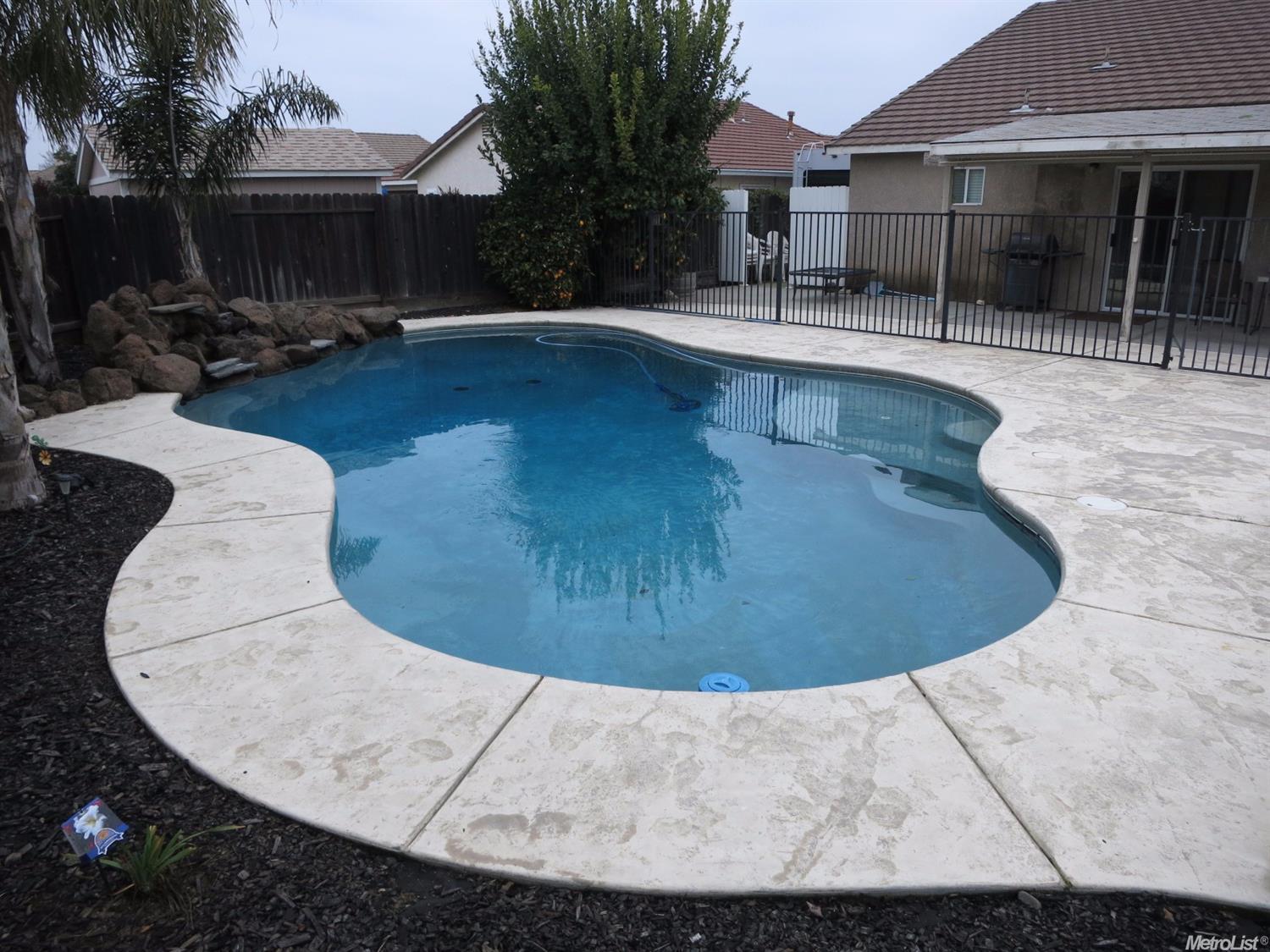 1709 Thomas Taylor Dr, Hughson, CA 95326 photo 8