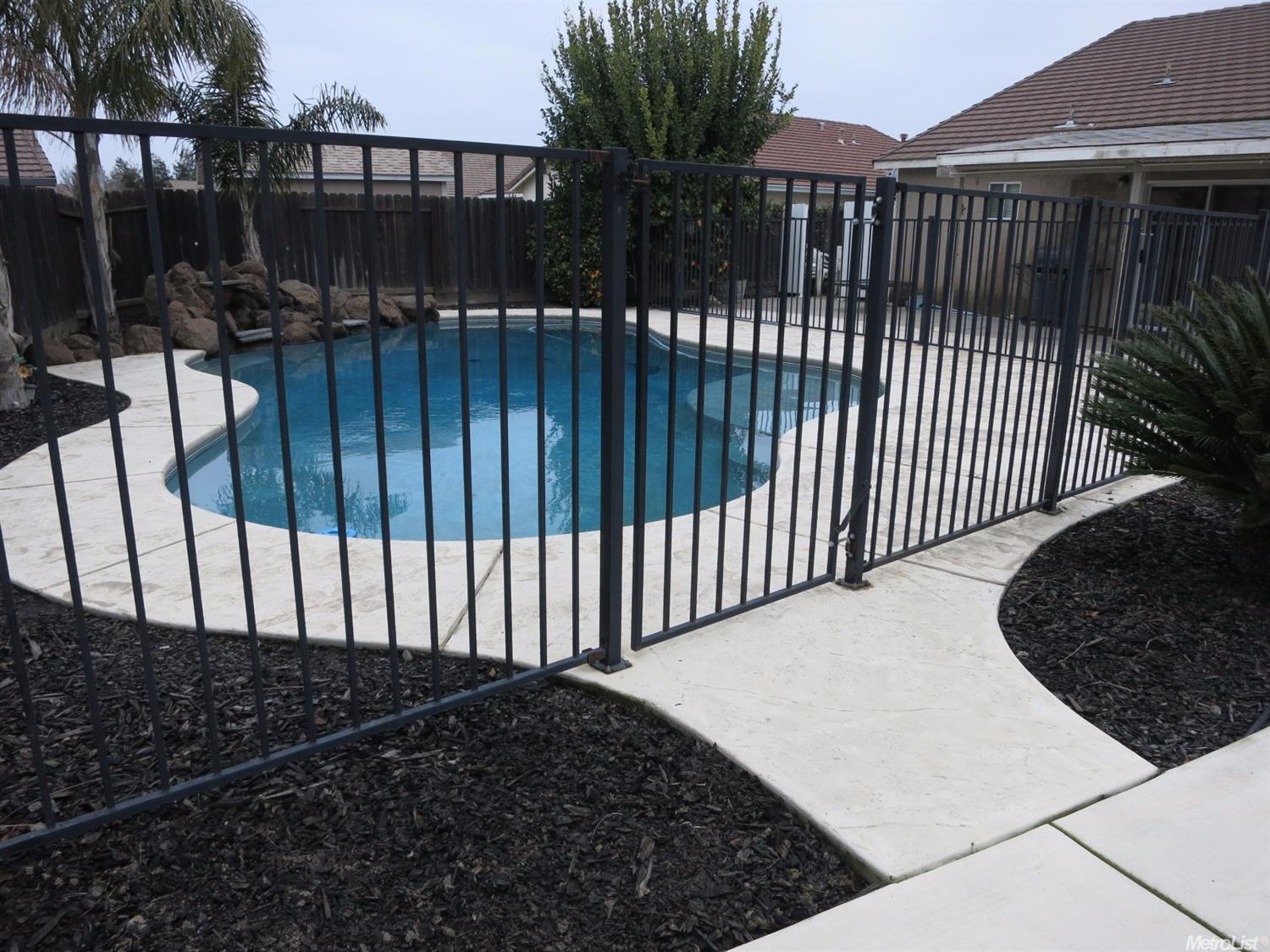 1709 Thomas Taylor Dr, Hughson, CA 95326 photo 9