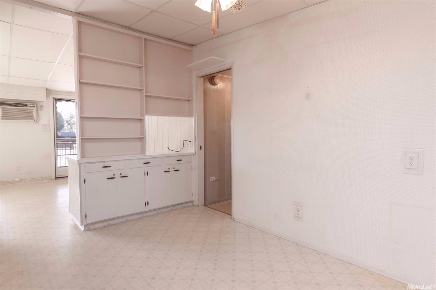 921 Trinity St, Manteca, CA 95336 photo 7