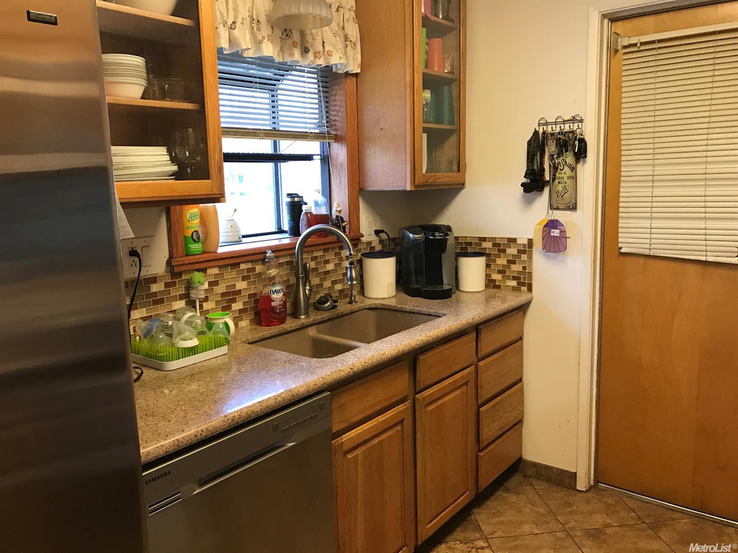 2413 Hamble Ln, Modesto, CA 95354 photo 9