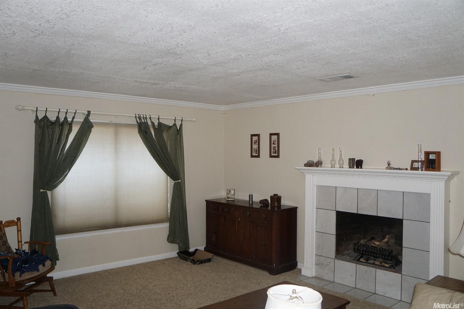2741 Andre Ln, Turlock, CA 95382 photo 4