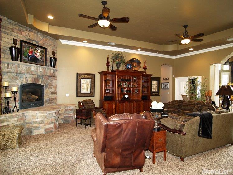 2401 E Tuolumne Rd, Turlock, CA 95382 photo 7