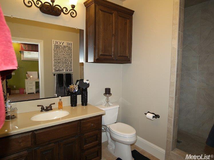 2401 E Tuolumne Rd, Turlock, CA 95382 photo 22
