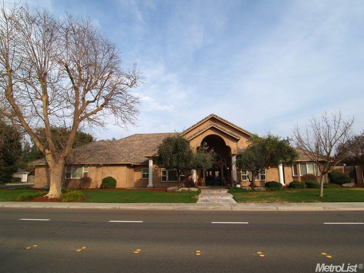 2401 E Tuolumne Rd, Turlock, CA 95382 photo 1