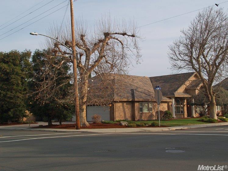 2401 E Tuolumne Rd, Turlock, CA 95382 photo 3