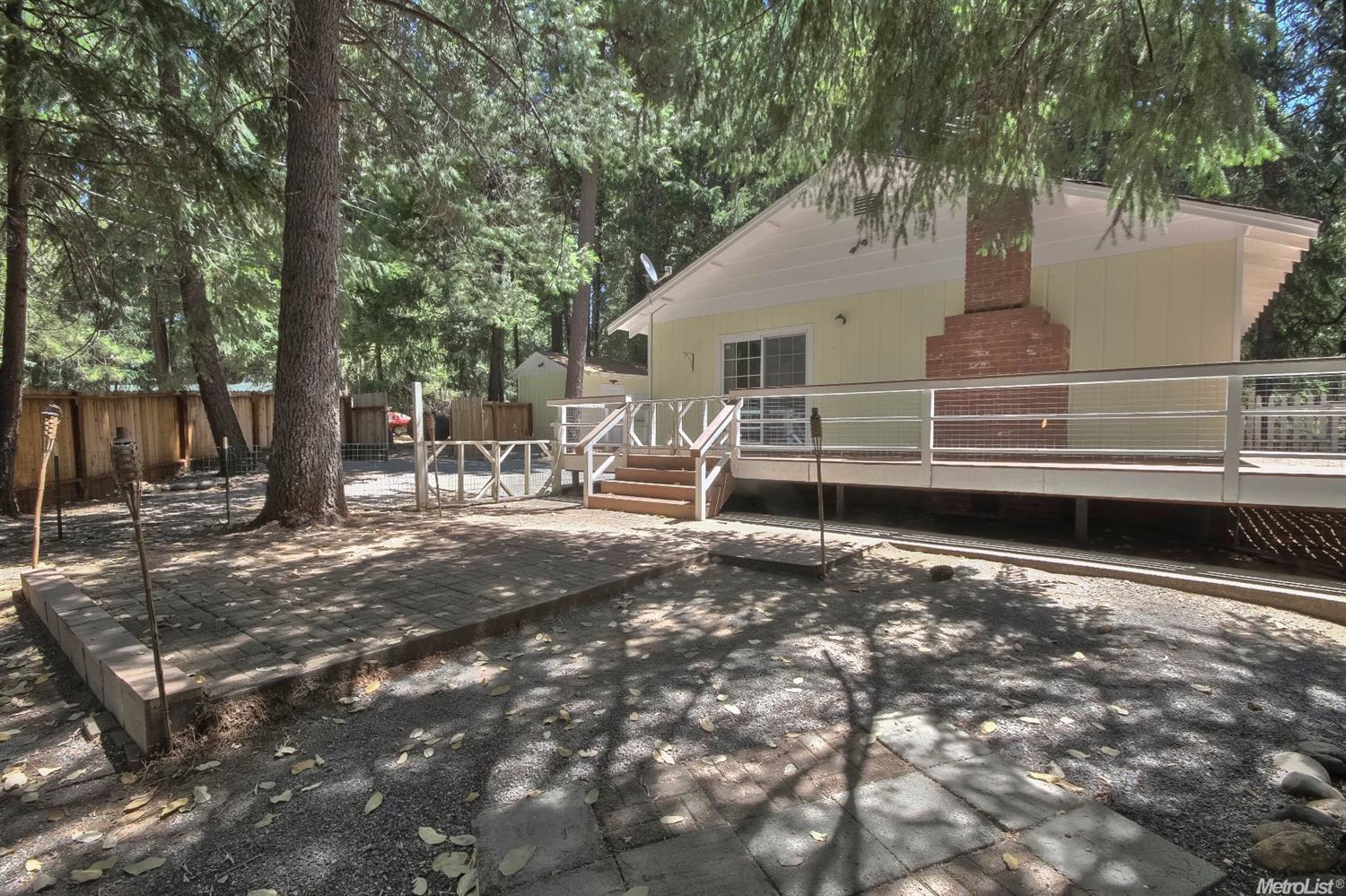 6158 Red Robin Rd, Placerville, CA 95667 photo 2