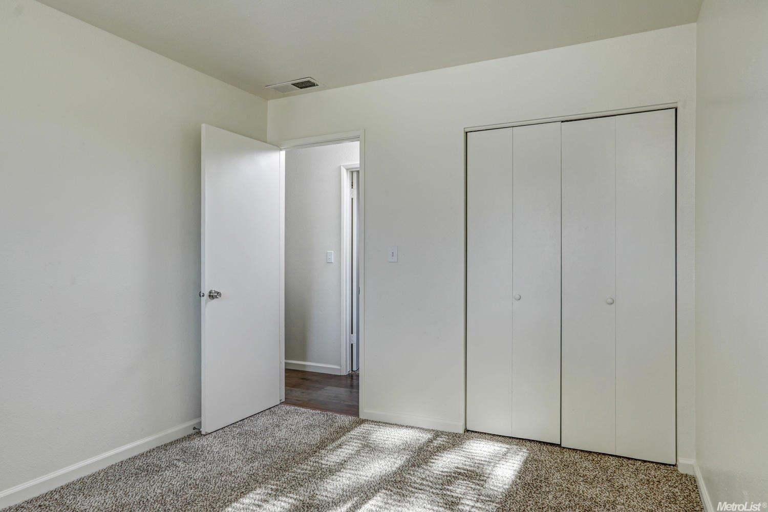 500 Comstock Ct, Modesto, CA 95351 photo 10