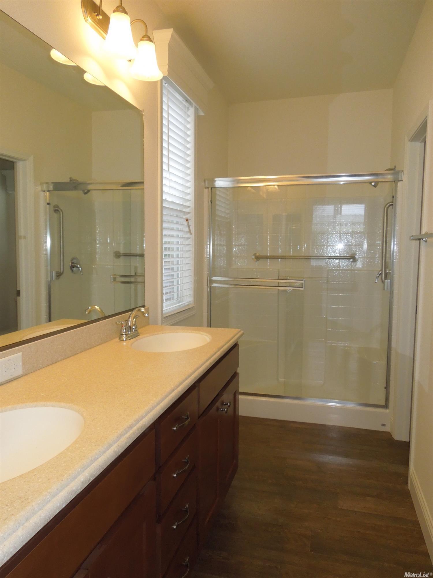 2009 Diamond Head Dr, Modesto, CA 95355 photo 11