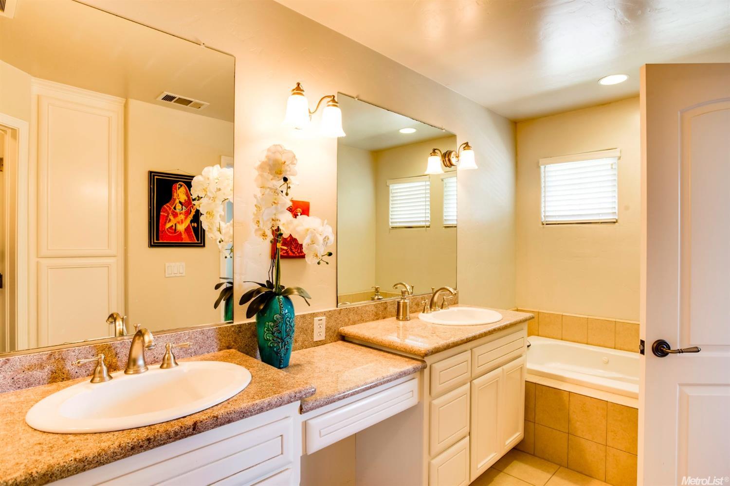 2007 Catalina, Davis, CA 95616 photo 18