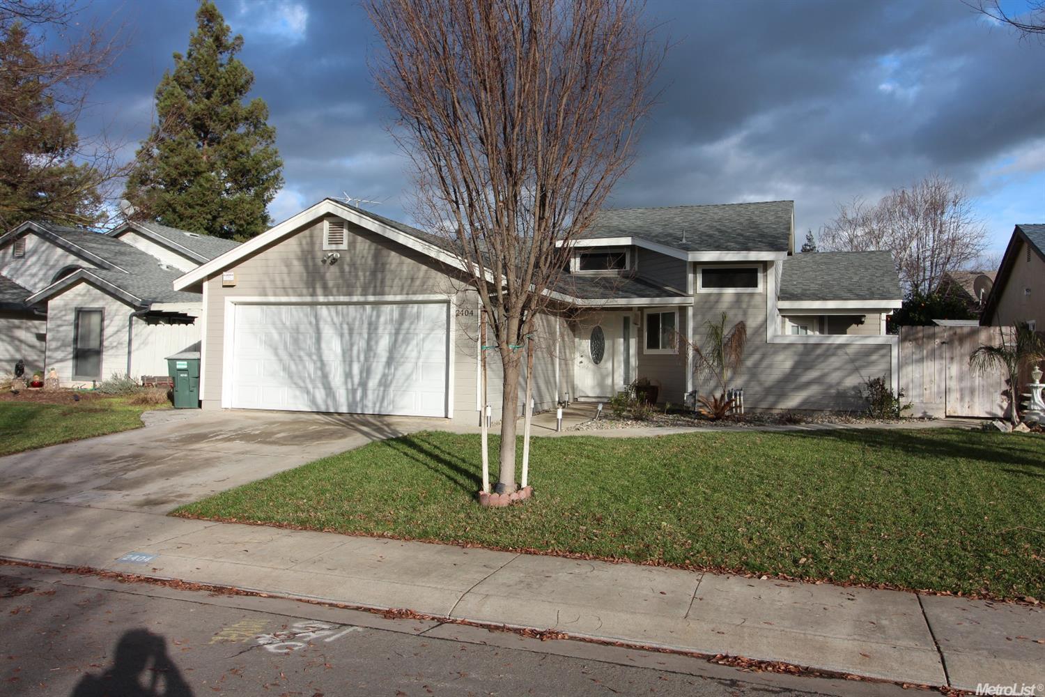 2404 Spring Water Dr, Modesto, CA 95355 photo 1