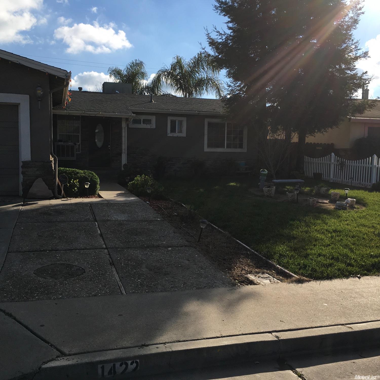 1422 Verde Dr, Gustine, CA 95322 photo 2